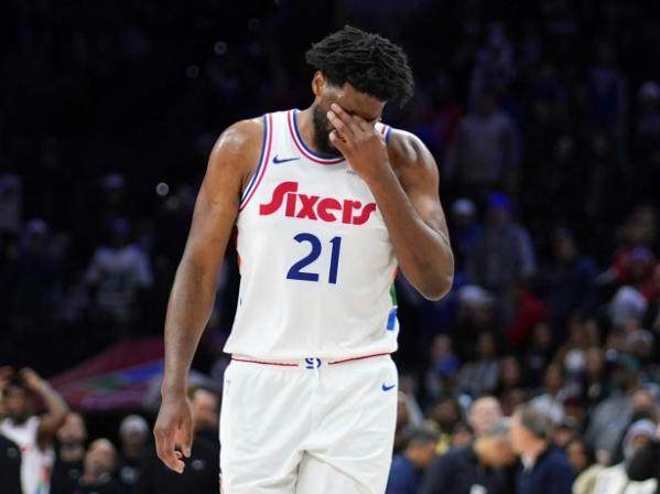 开云体育APP官网-恩比德要医疗退役？格雷姆斯44分毁76人五年大计