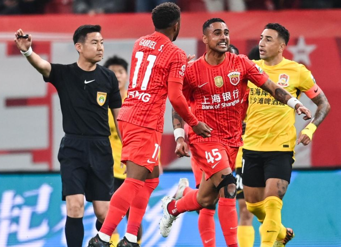 开云体育平台在哪里注册-4-1！武磊梅开二度，中超卫冕冠军首胜，郑智又输了：遭遇两连败