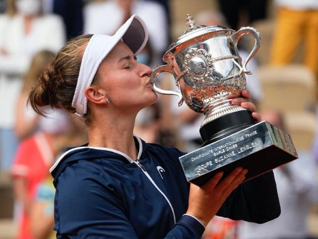 从双打冠军到单打冠军 克雷吉茨科娃再写黑马神话